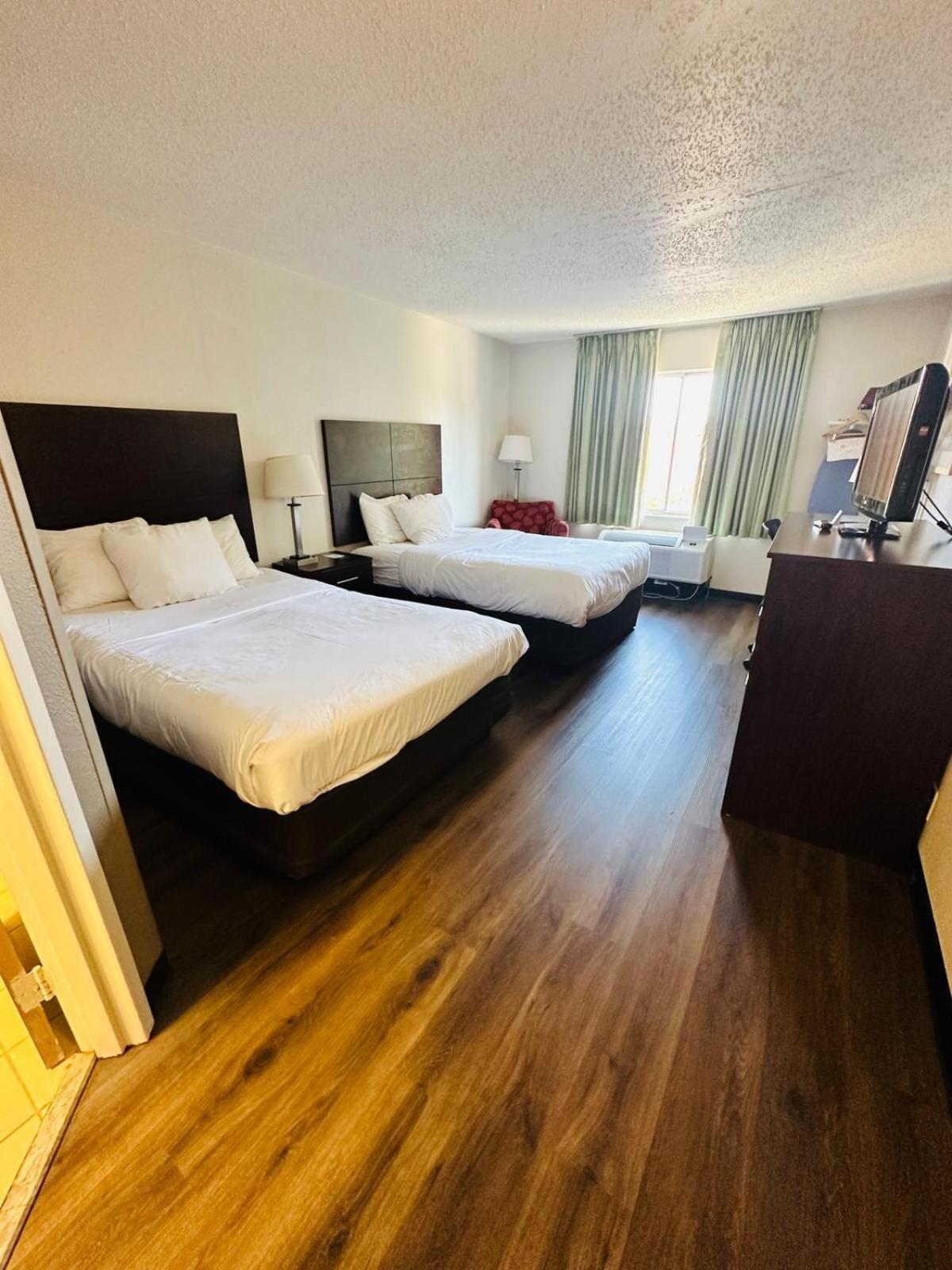 Quality Inn Newark Luaran gambar