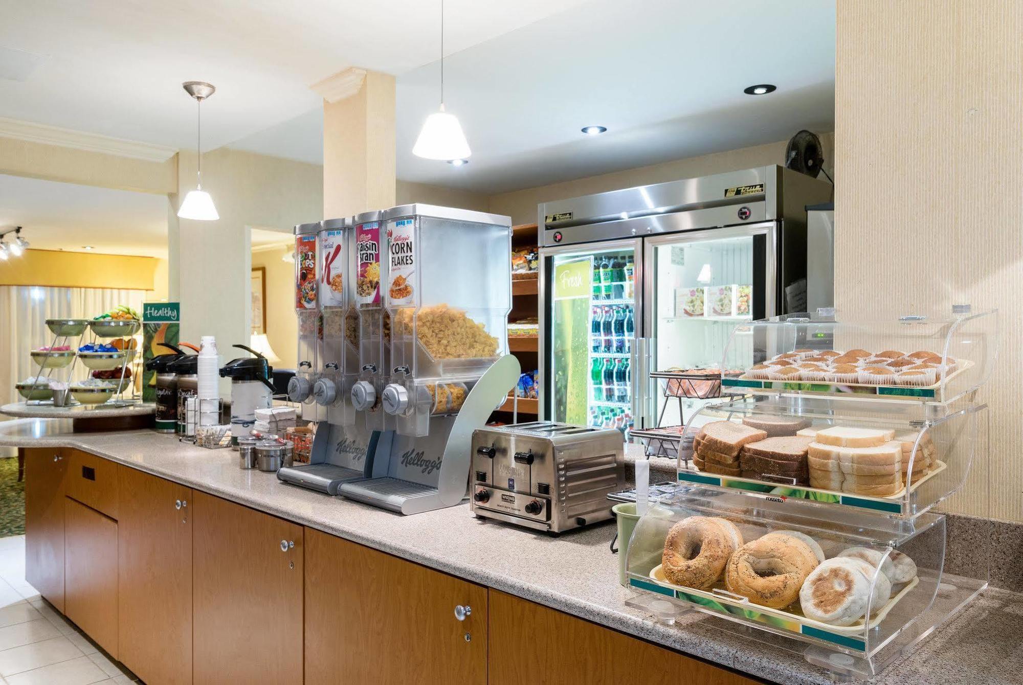 Quality Inn Newark Luaran gambar