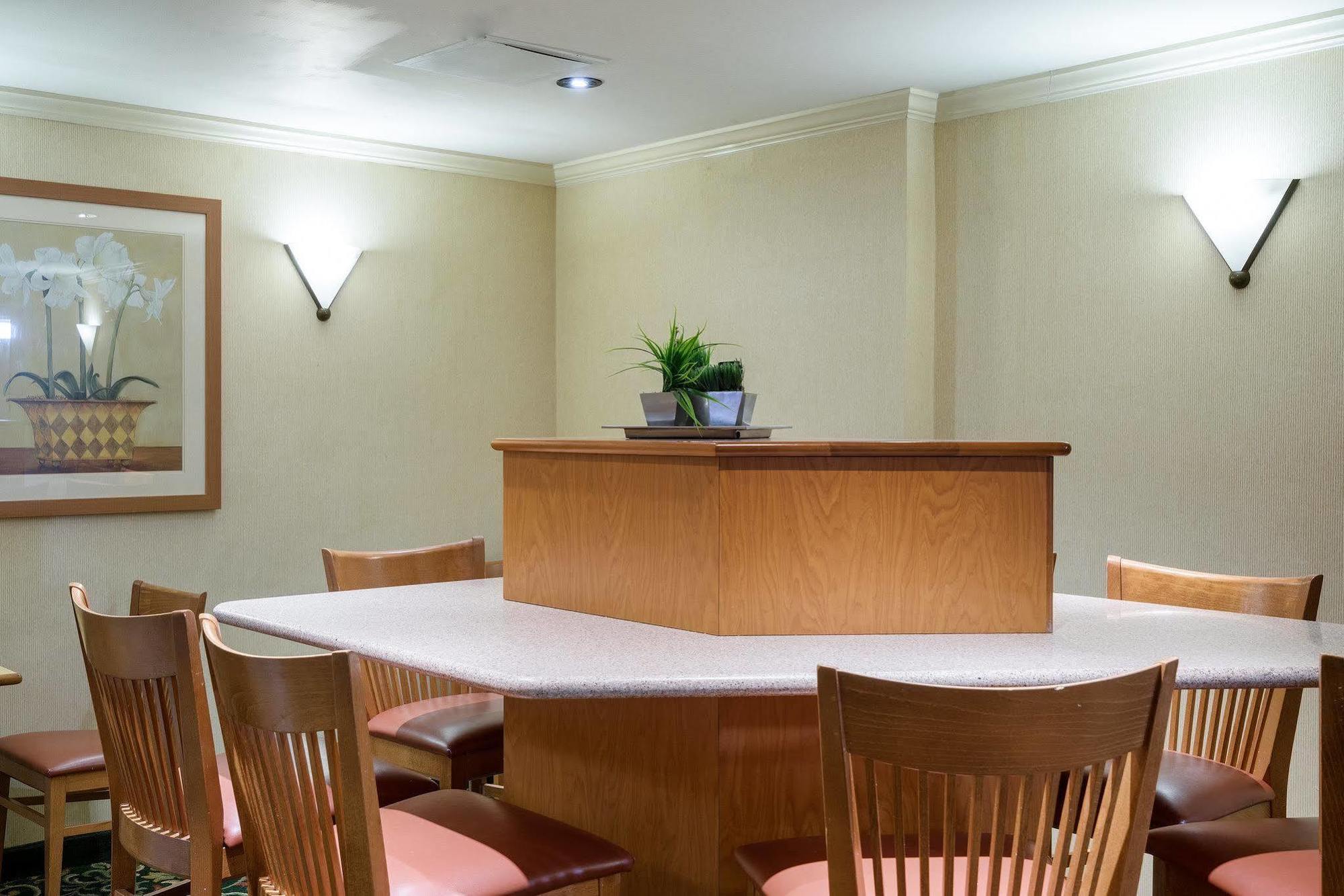 Quality Inn Newark Luaran gambar